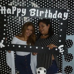 Meet your Posher, Nilka enid